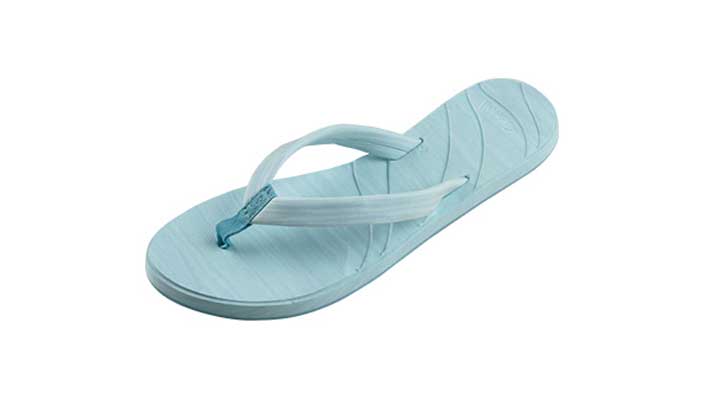 品(pin)牌實力(li)很(hěn)強的(de)拖鞋代(dai)工(gong)廠(chǎng)傢(jia)有(yǒu)哪些?